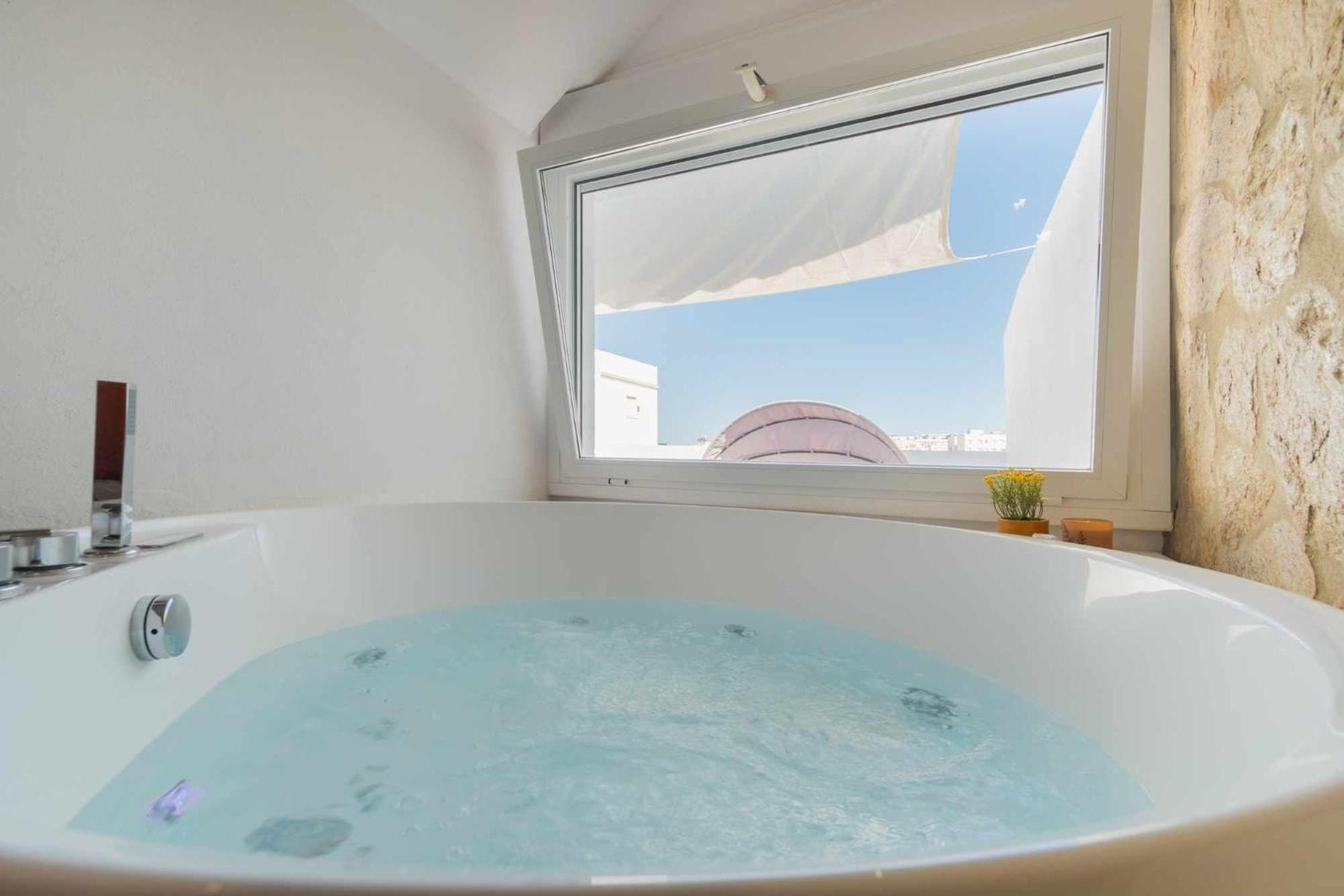 Jacuzzi Amanecer De Plata Decoracion Romantica Chiclana de la Frontera Exterior photo